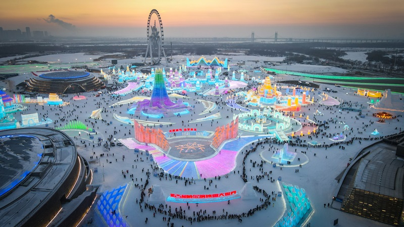 “冷”冰雪拉動(dòng)“熱”經(jīng)濟(jì) 黑龍江冰雪旅游持續(xù)升溫